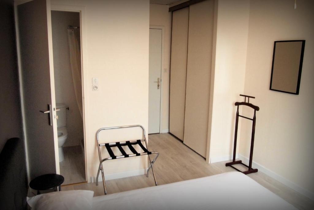 Hotel Le Rohu Séné Szoba fotó