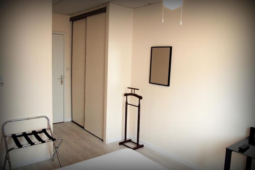 Hotel Le Rohu Séné Kültér fotó