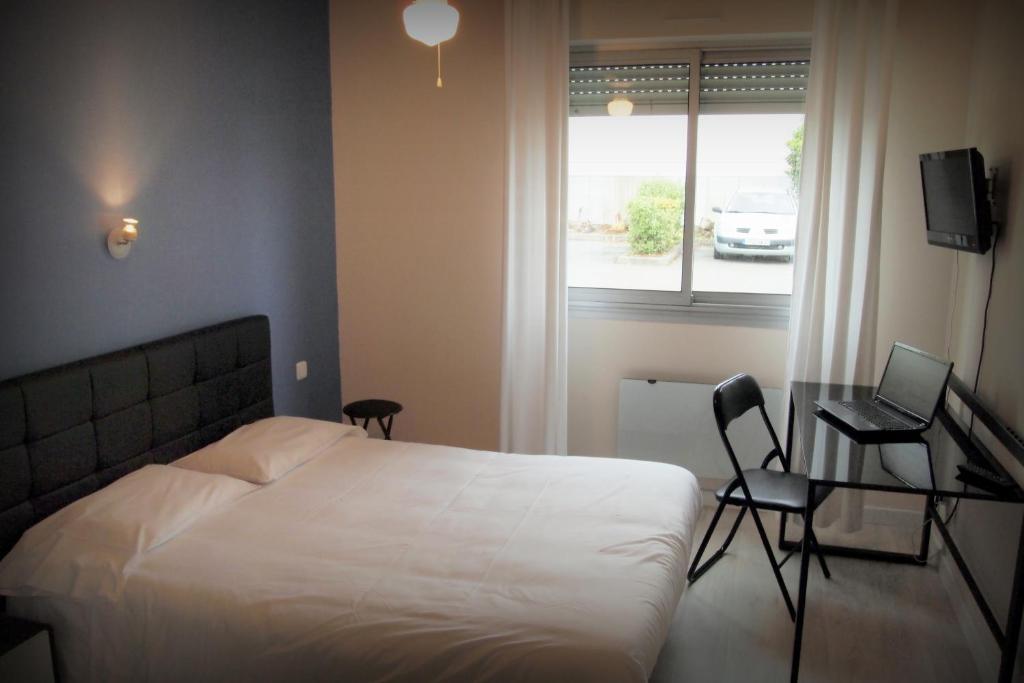 Hotel Le Rohu Séné Szoba fotó