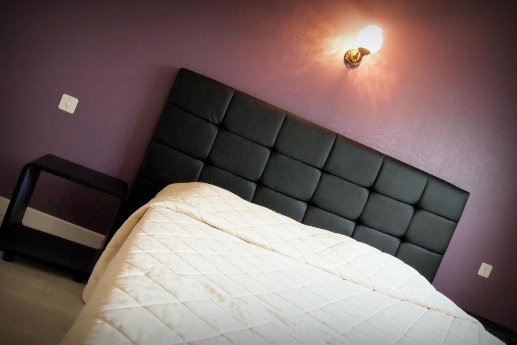 Hotel Le Rohu Séné Szoba fotó
