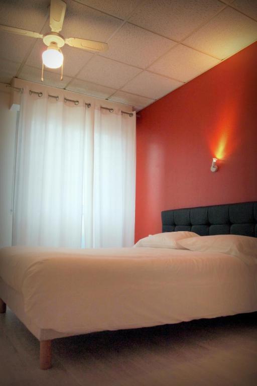 Hotel Le Rohu Séné Kültér fotó