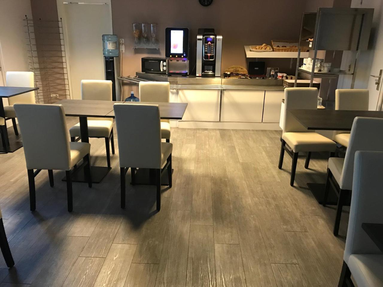 Hotel Le Rohu Séné Kültér fotó